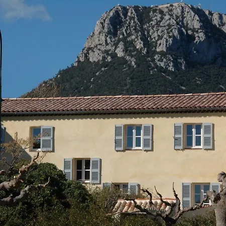 Le Vieux Logis D'hotes *