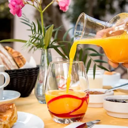 Le Vieux Logis D'hotes Bed & Breakfast